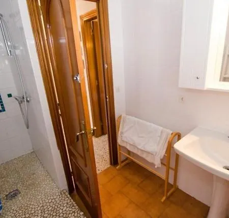 Caules Sleeps 10 Pool Villa