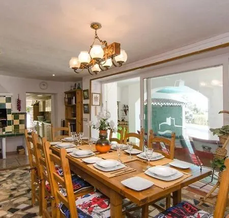 Caules Sleeps 10 Pool Villa Lloret de Mar