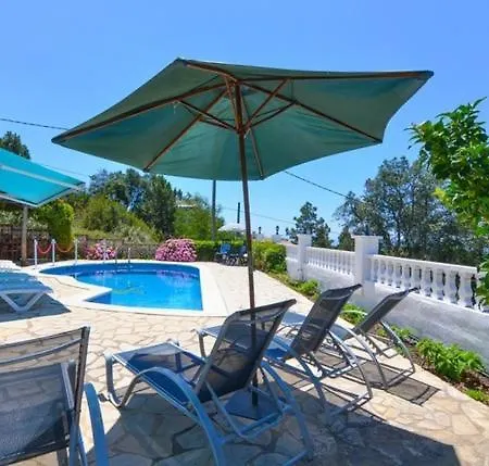 Caules Sleeps 10 Pool Villa Lloret de Mar