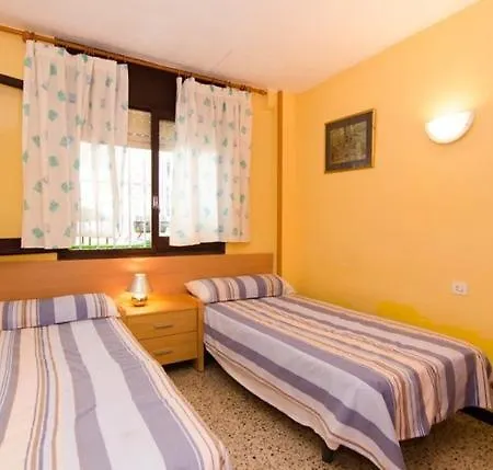 Caules Sleeps 10 Pool Villa *